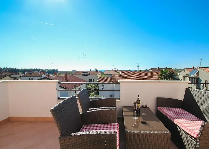 Apartments Miani
