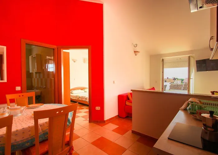 Apartments Miani